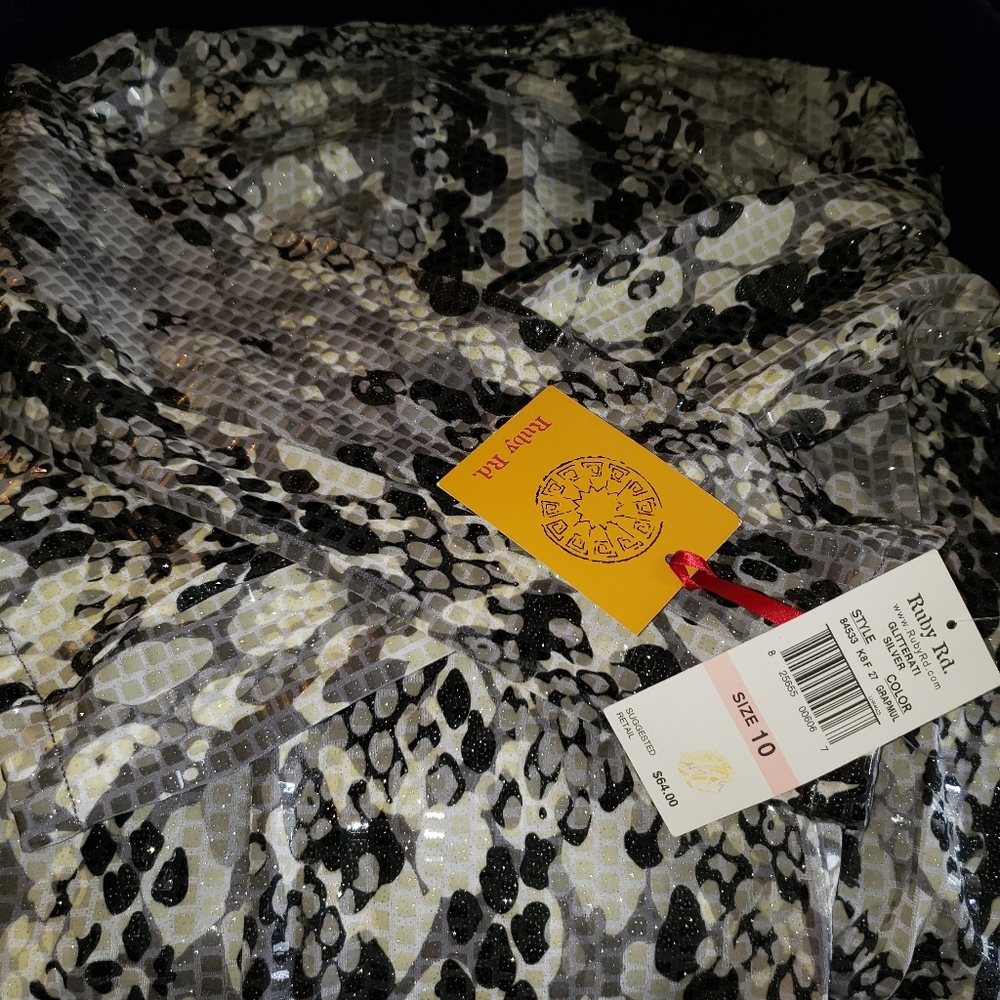 Jacket, - Picture 4 of 4